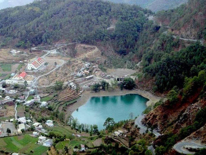 Khurpa Taal, Nainital, Uttarakhand - Vushii.com